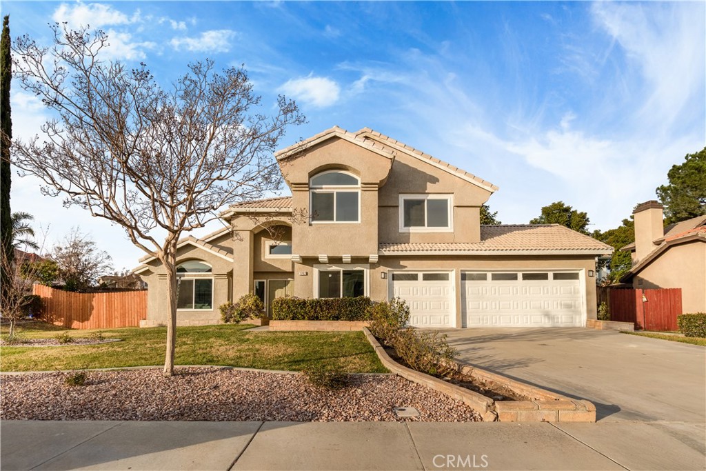 1762 W Via Verde Drive