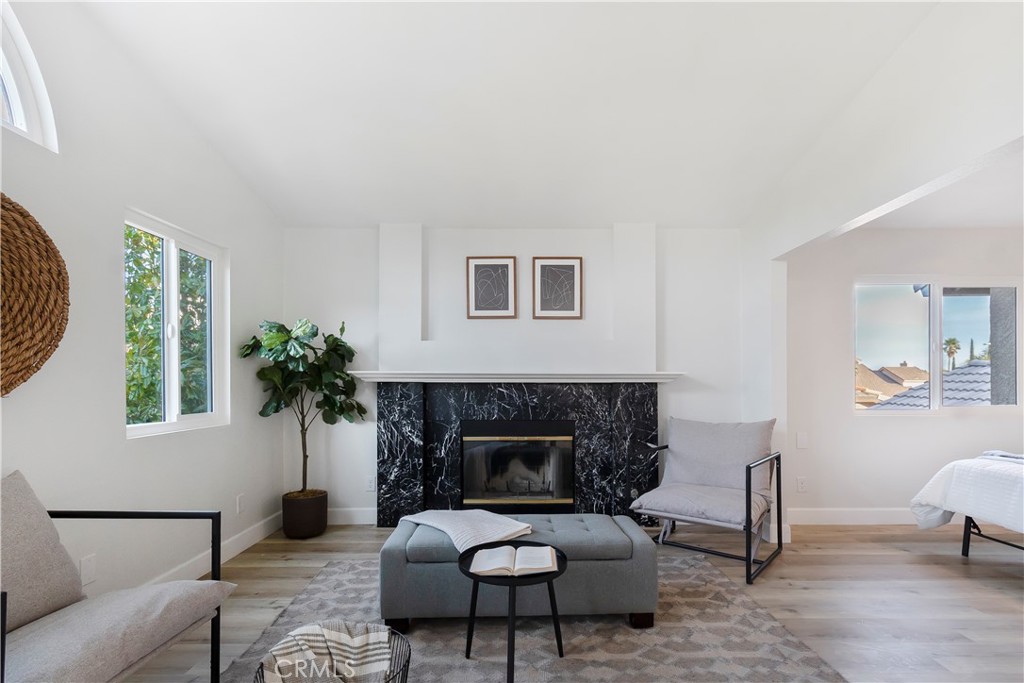 1762 W Via Verde Drive