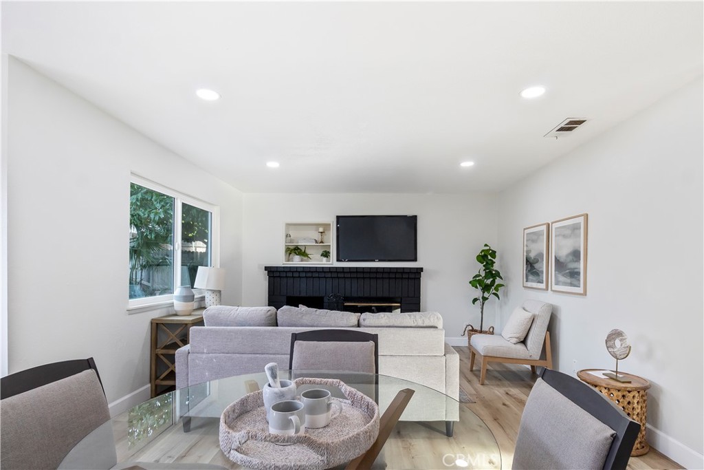 1762 W Via Verde Drive