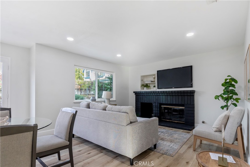 1762 W Via Verde Drive