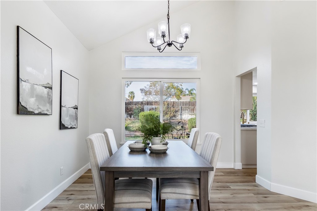 1762 W Via Verde Drive