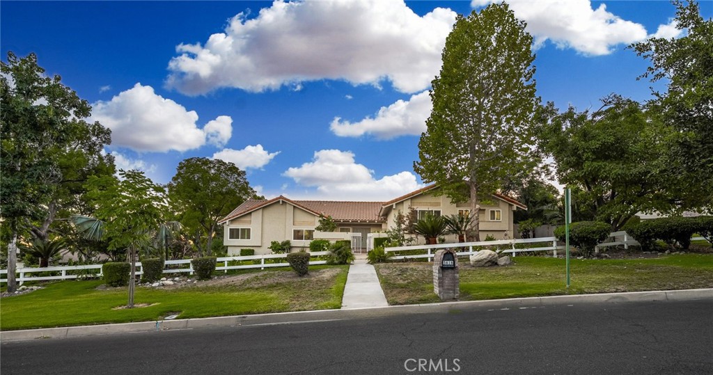 5616 Bonita Avenue
