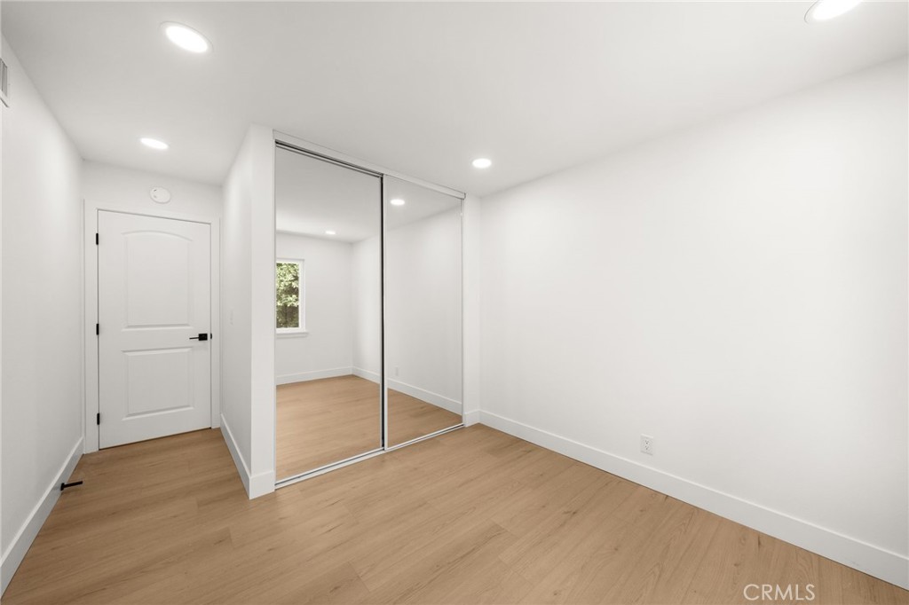 1177 Hastings Court