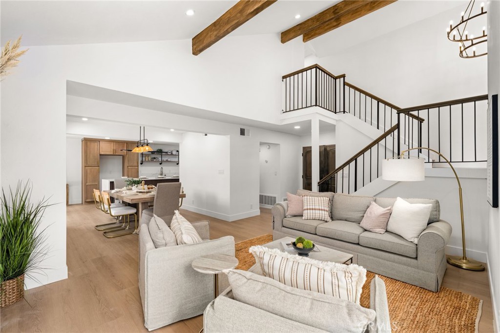 1177 Hastings Court