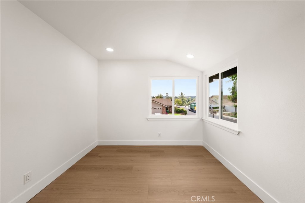 1177 Hastings Court