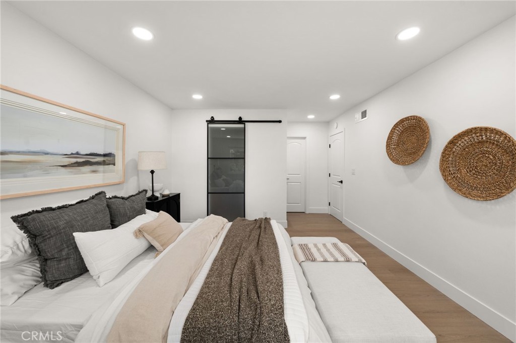 1177 Hastings Court