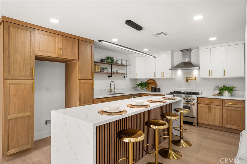 1177 Hastings Court