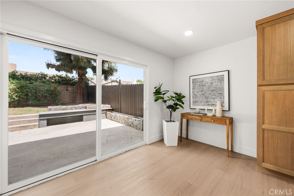 1177 Hastings Court