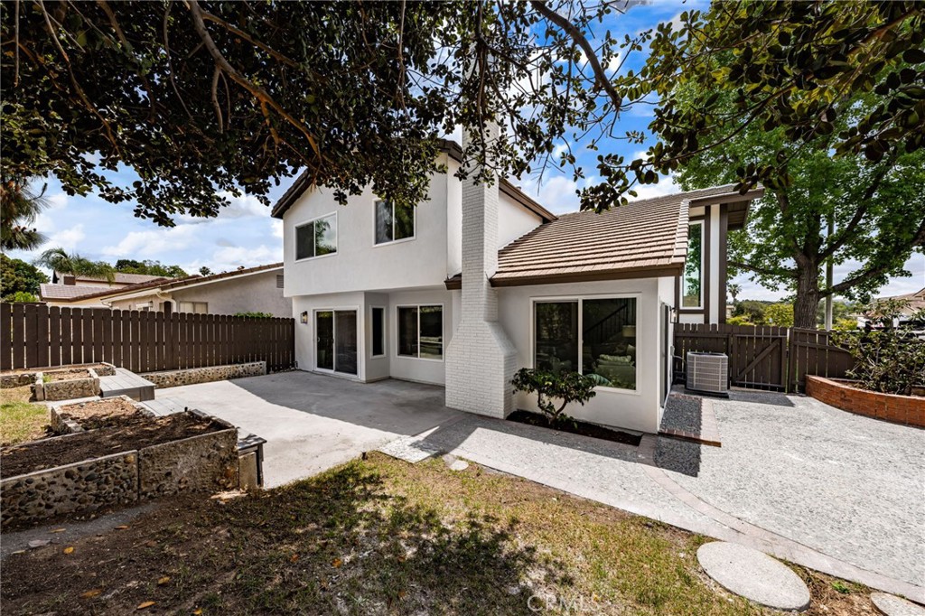 1177 Hastings Court
