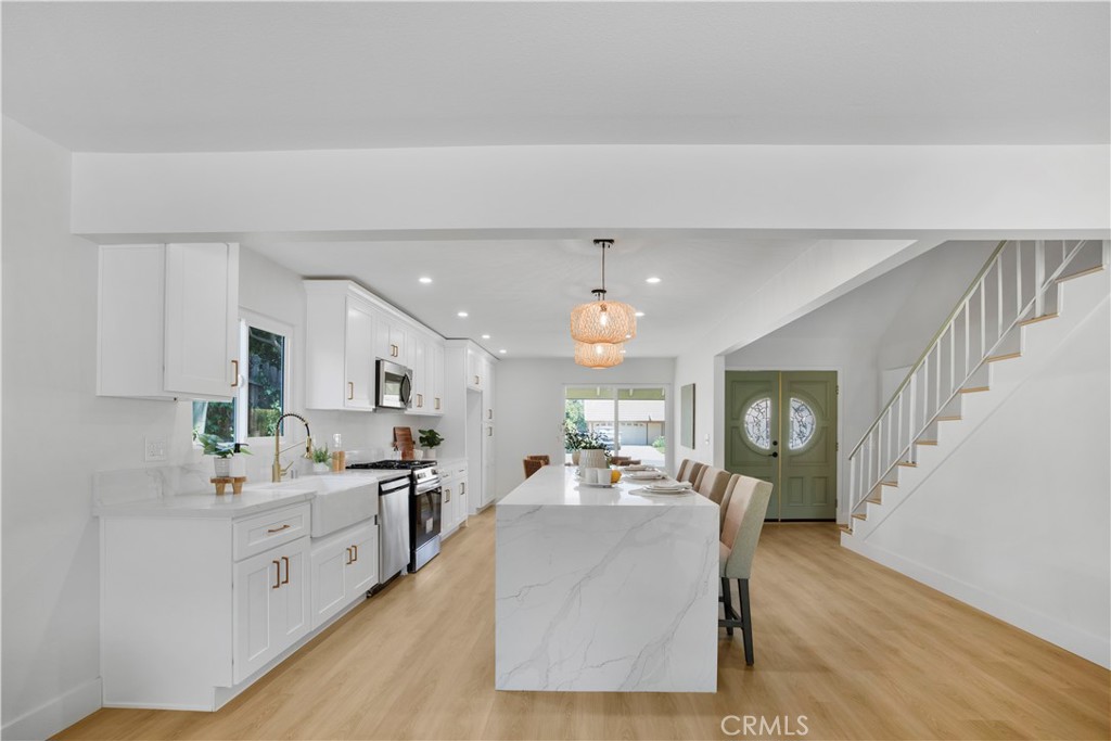 801 Navajo Drive