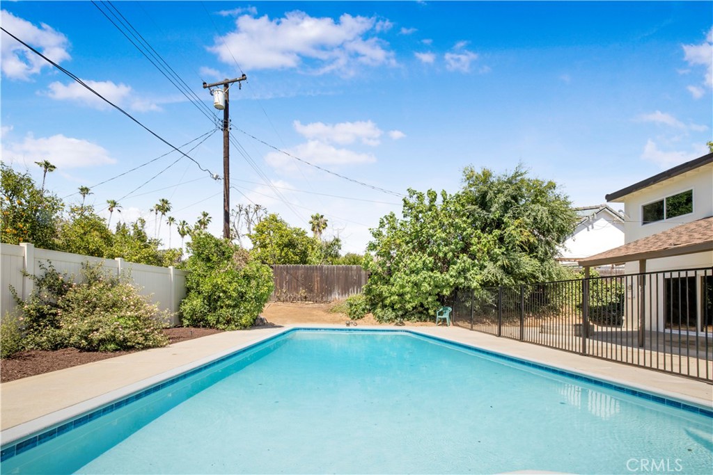 801 Navajo Drive