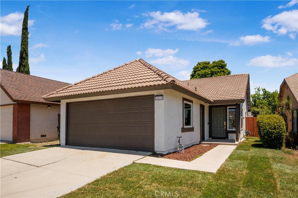 7077 Iris Place