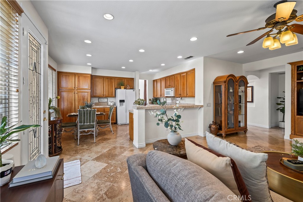 4375 Leonard Way