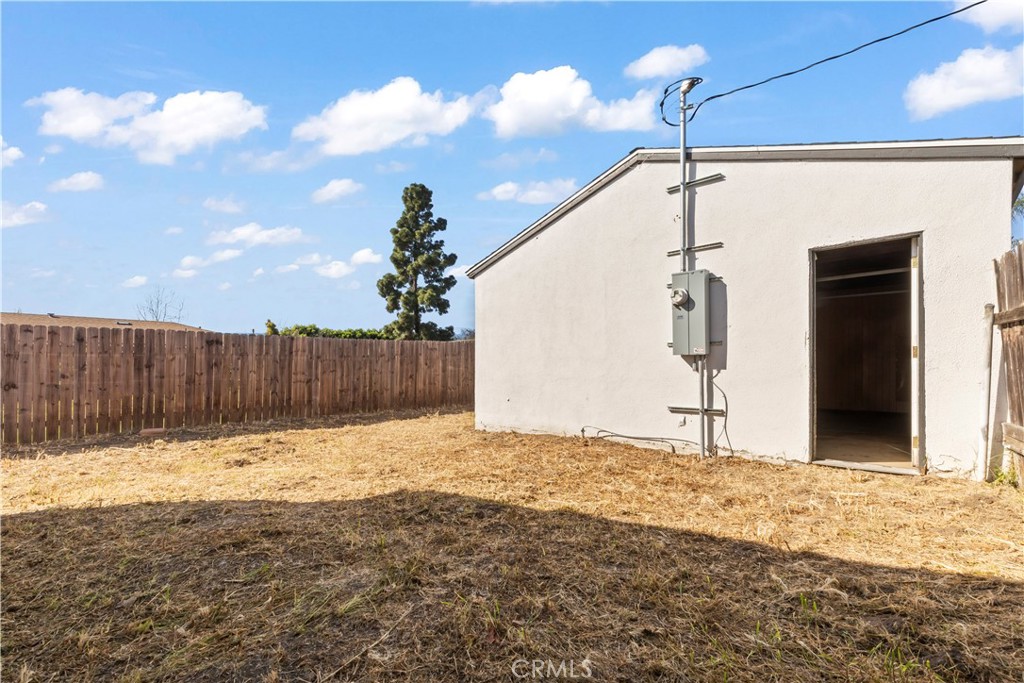 605 W 1st