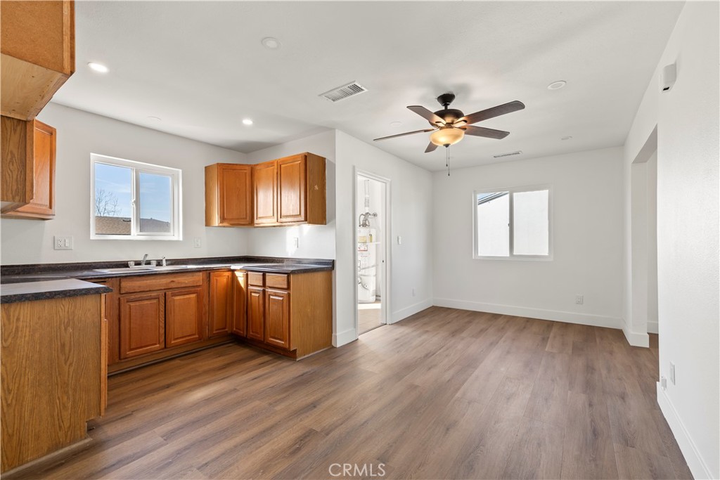 605 W 1st