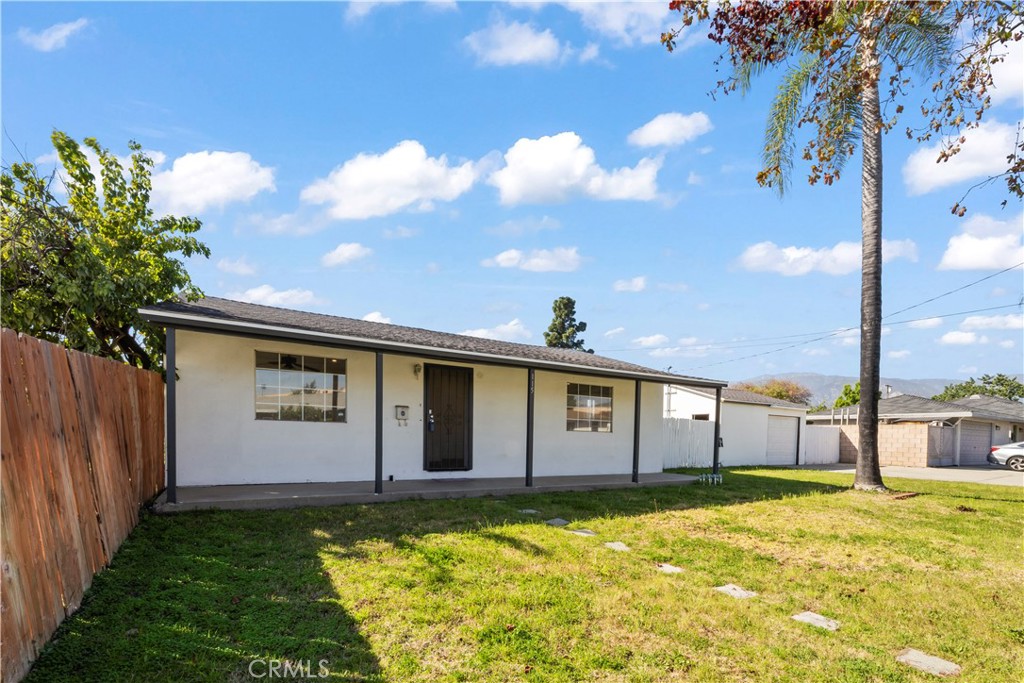 605 W 1st
