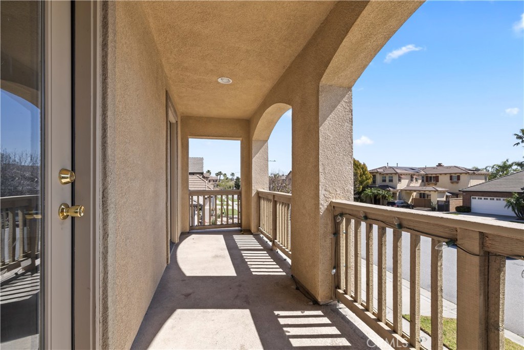 12222 Dry Creek