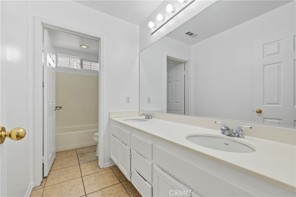 12222 Dry Creek