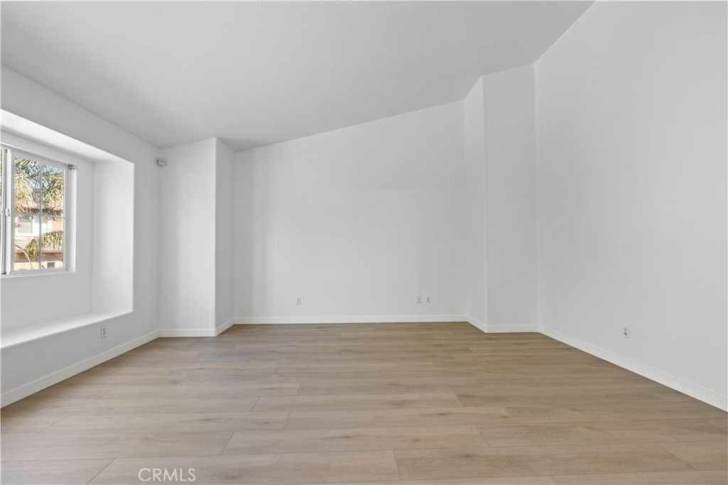 12222 Dry Creek