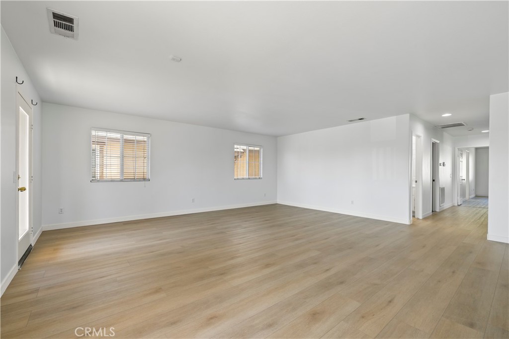 12222 Dry Creek