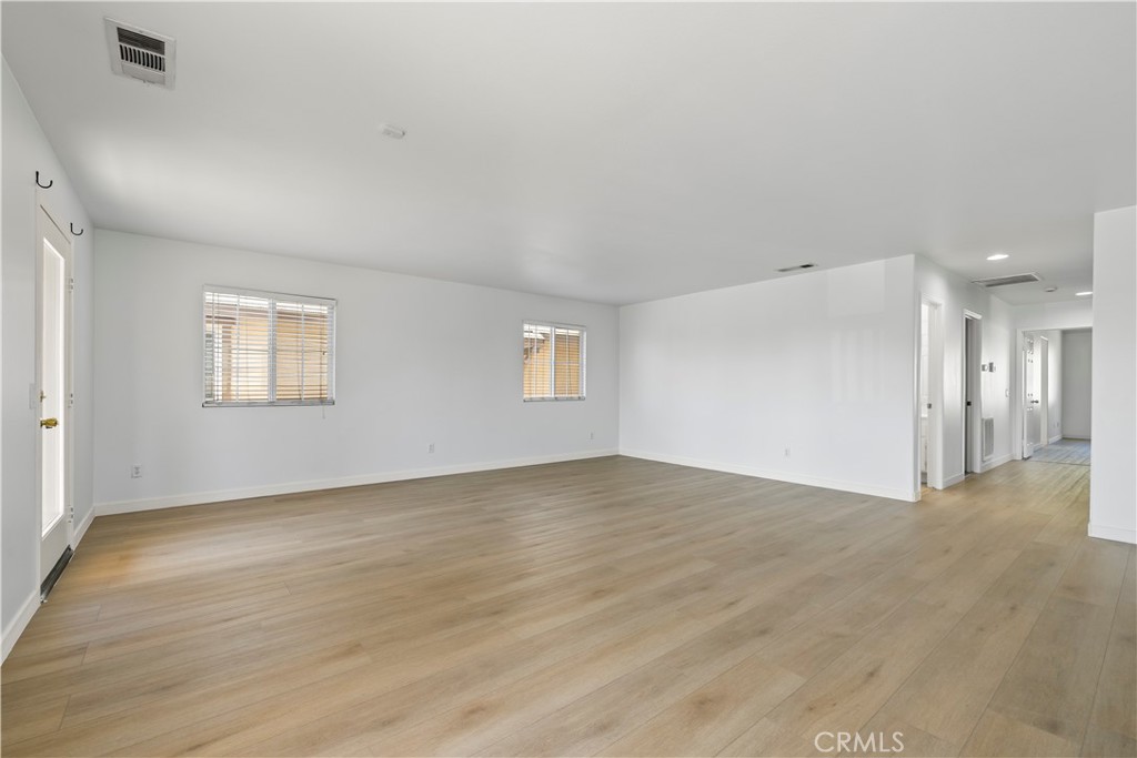 12222 Dry Creek