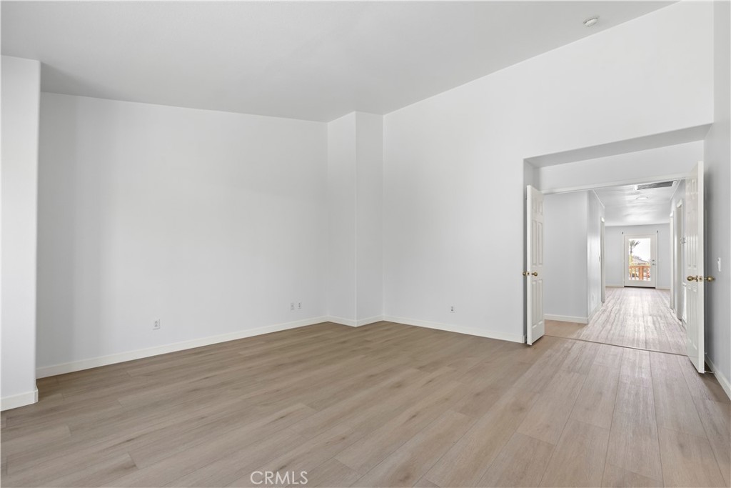 12222 Dry Creek