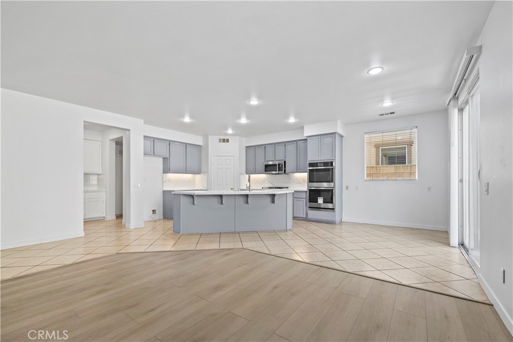 12222 Dry Creek