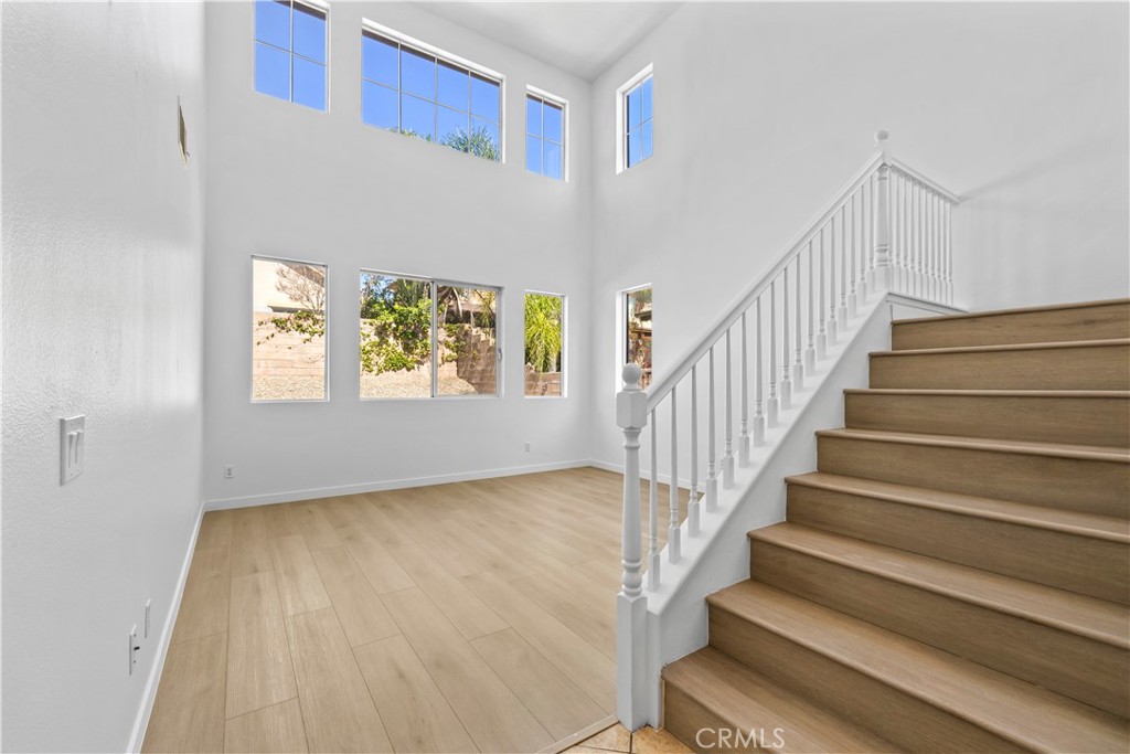 12222 Dry Creek