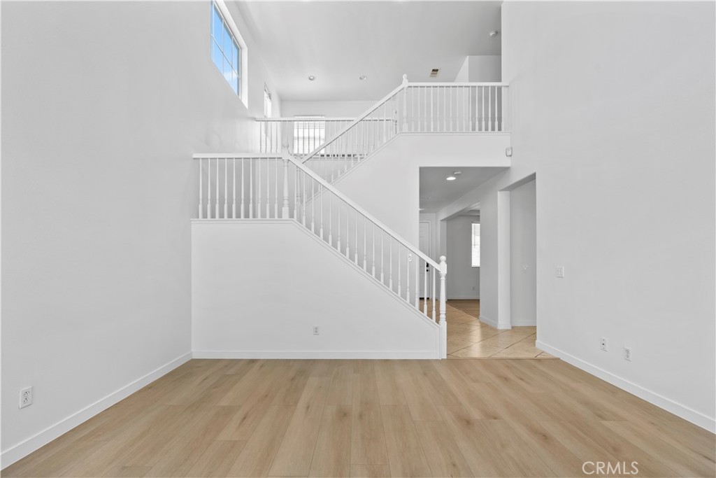 12222 Dry Creek