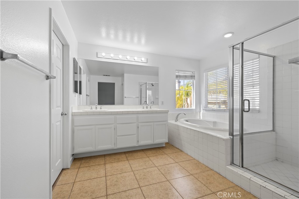12222 Dry Creek