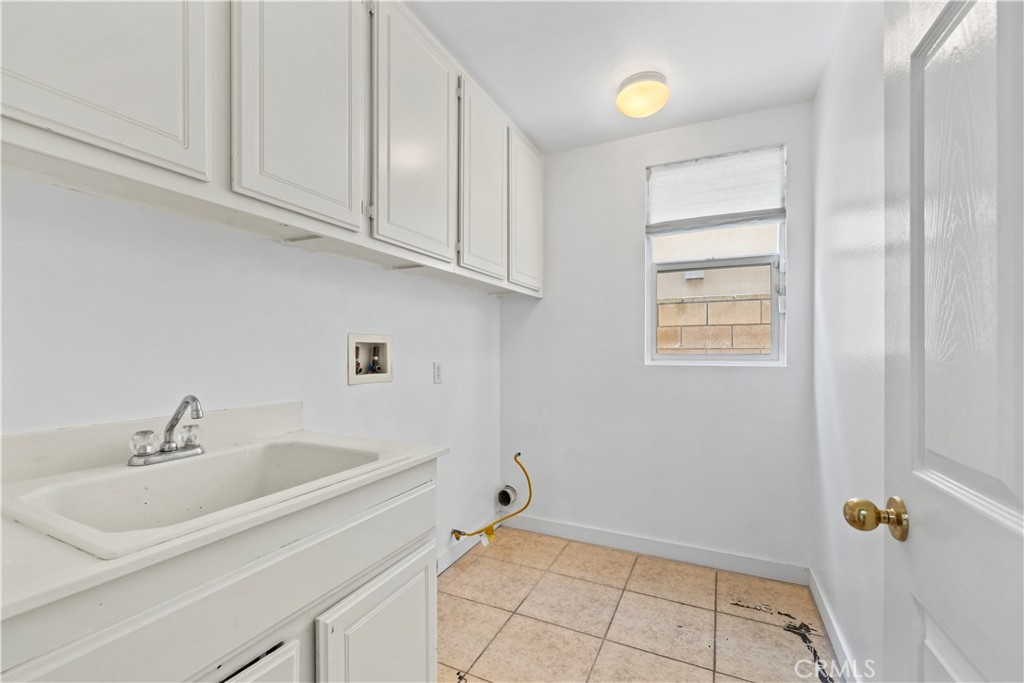 12222 Dry Creek