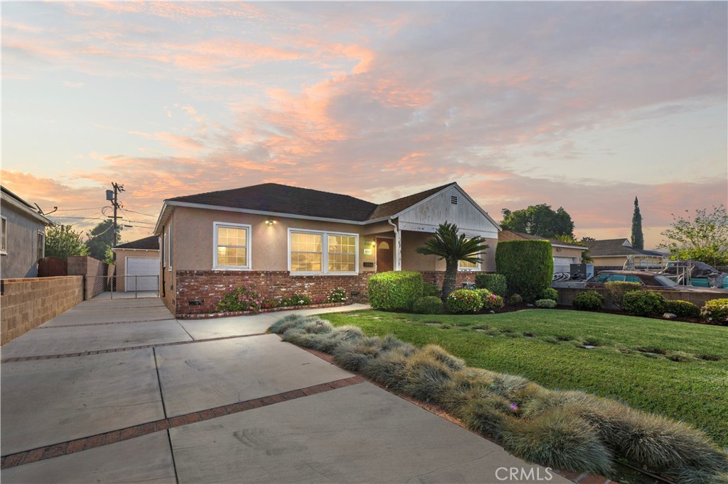 6550 Riverton