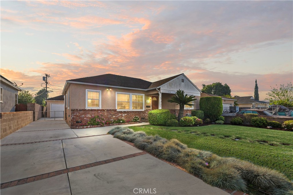 6550 Riverton