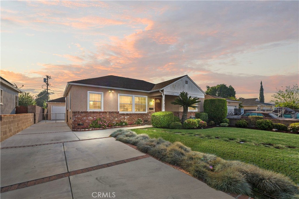 6550 Riverton