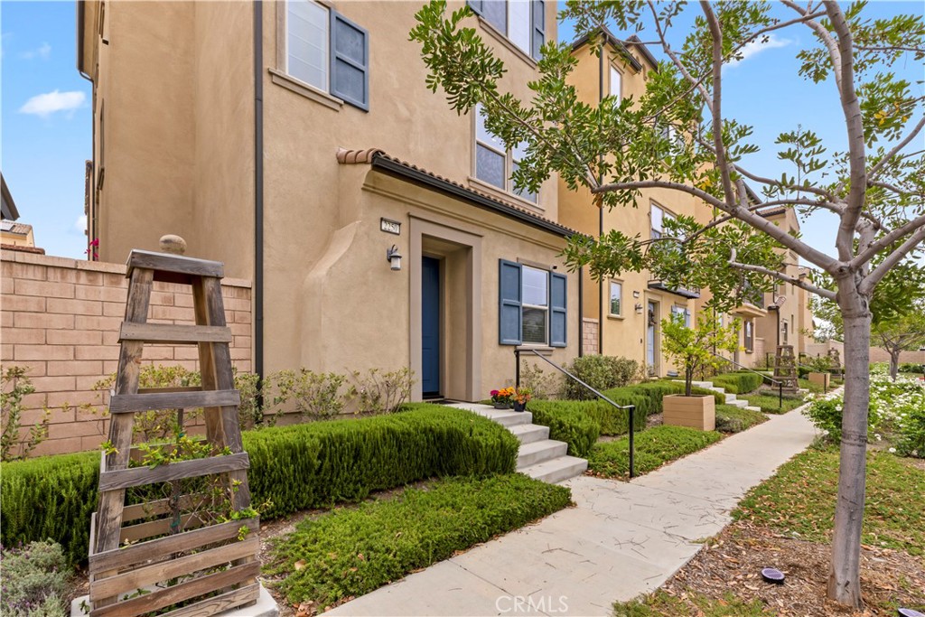 2250 Rose Garden Court