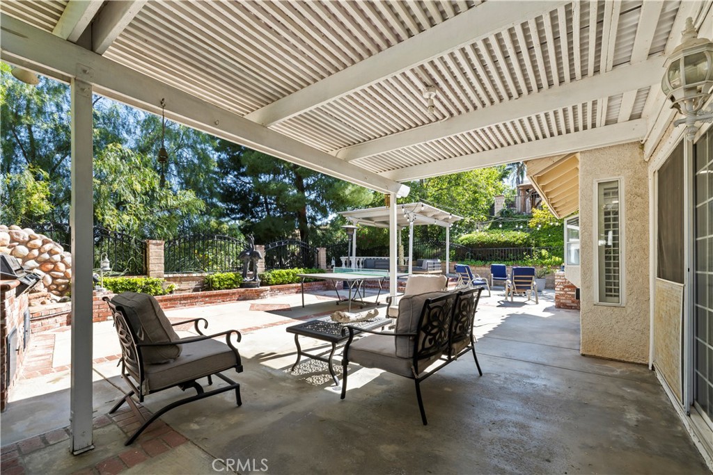 22120 Grovepark
