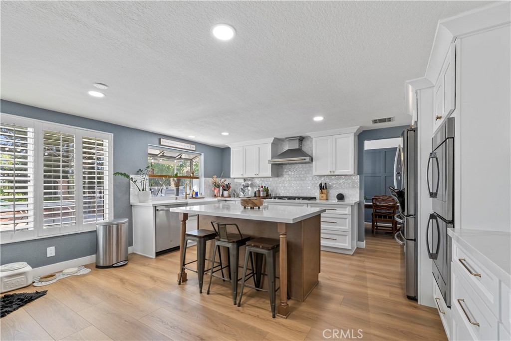 22120 Grovepark