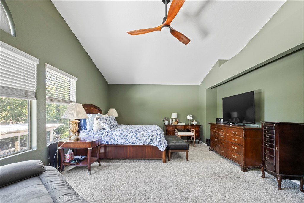 22120 Grovepark