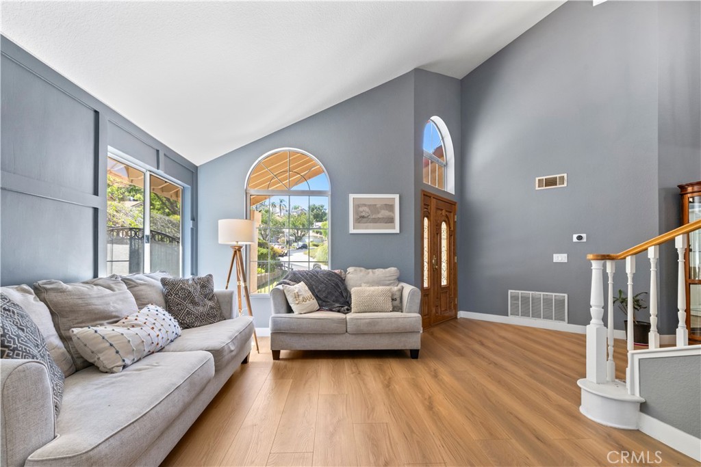 22120 Grovepark