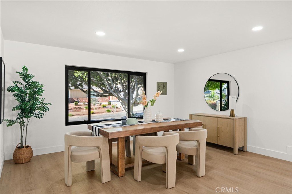225 Summit Road