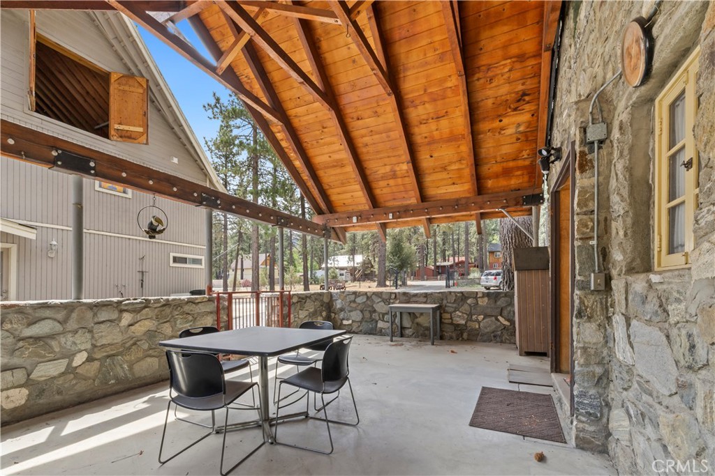 1576 State Highway 2