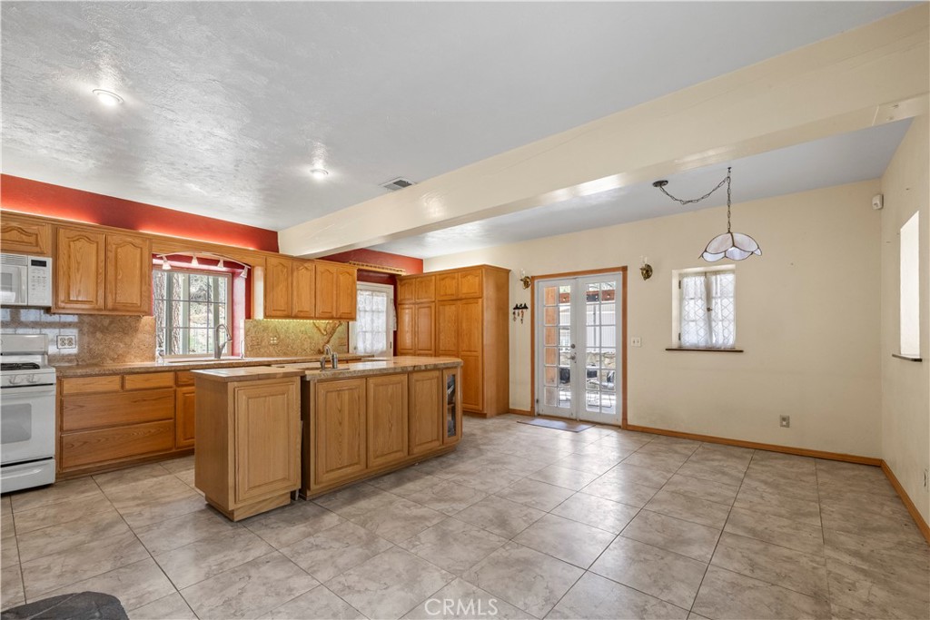 1576 State Highway 2