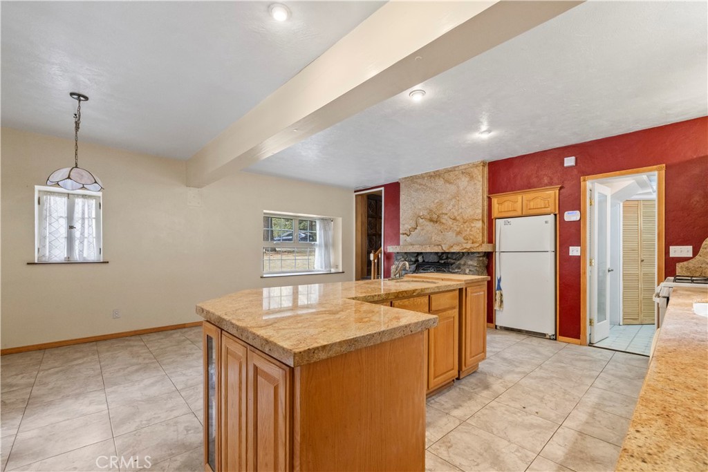 1576 State Highway 2