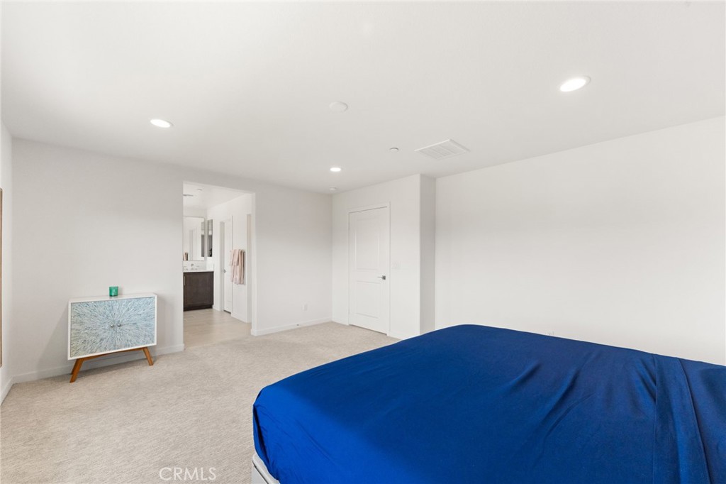 15623 Kings Peak Drive