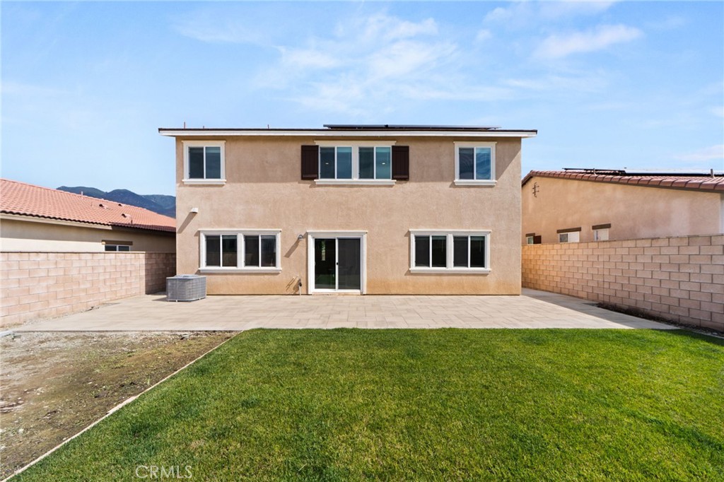 15623 Kings Peak Drive