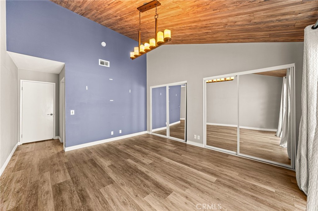 8412 Autumn Leaf Drive