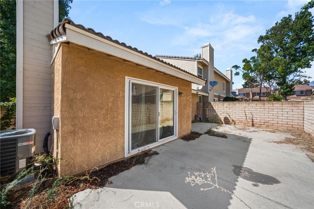 8412 Autumn Leaf Drive