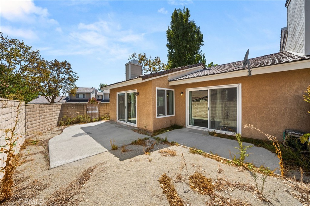 8412 Autumn Leaf Drive