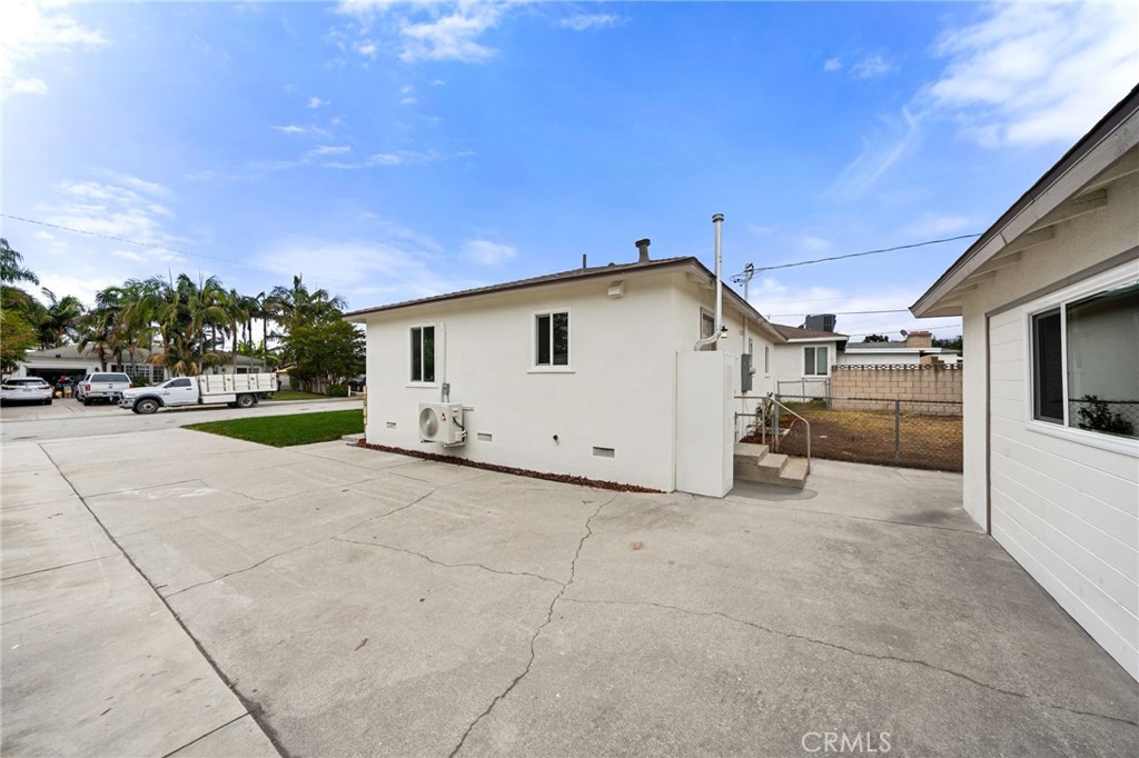 10033 Del Mar Avenue