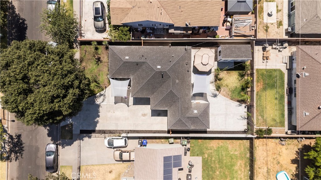 11412 Broaded St.